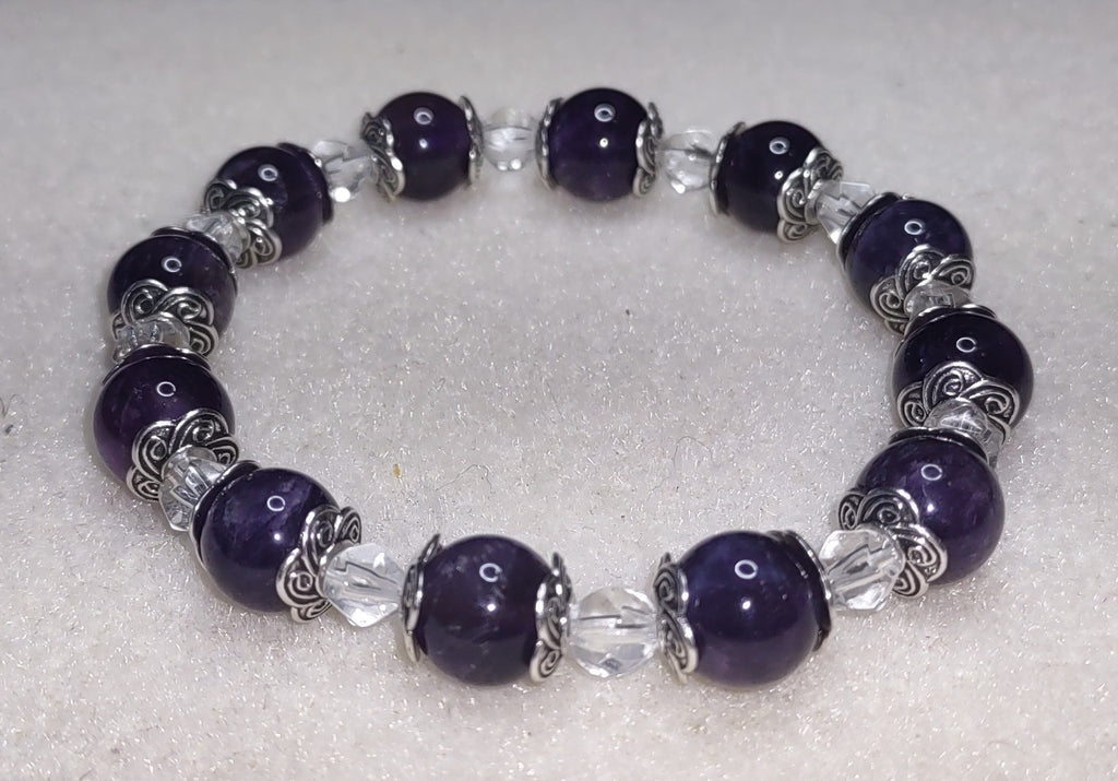 Bracelet: Amethyst and quartz single strand