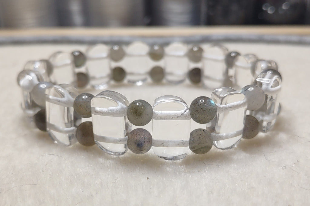 Bracelet: Quartz with Labradorite - 7"