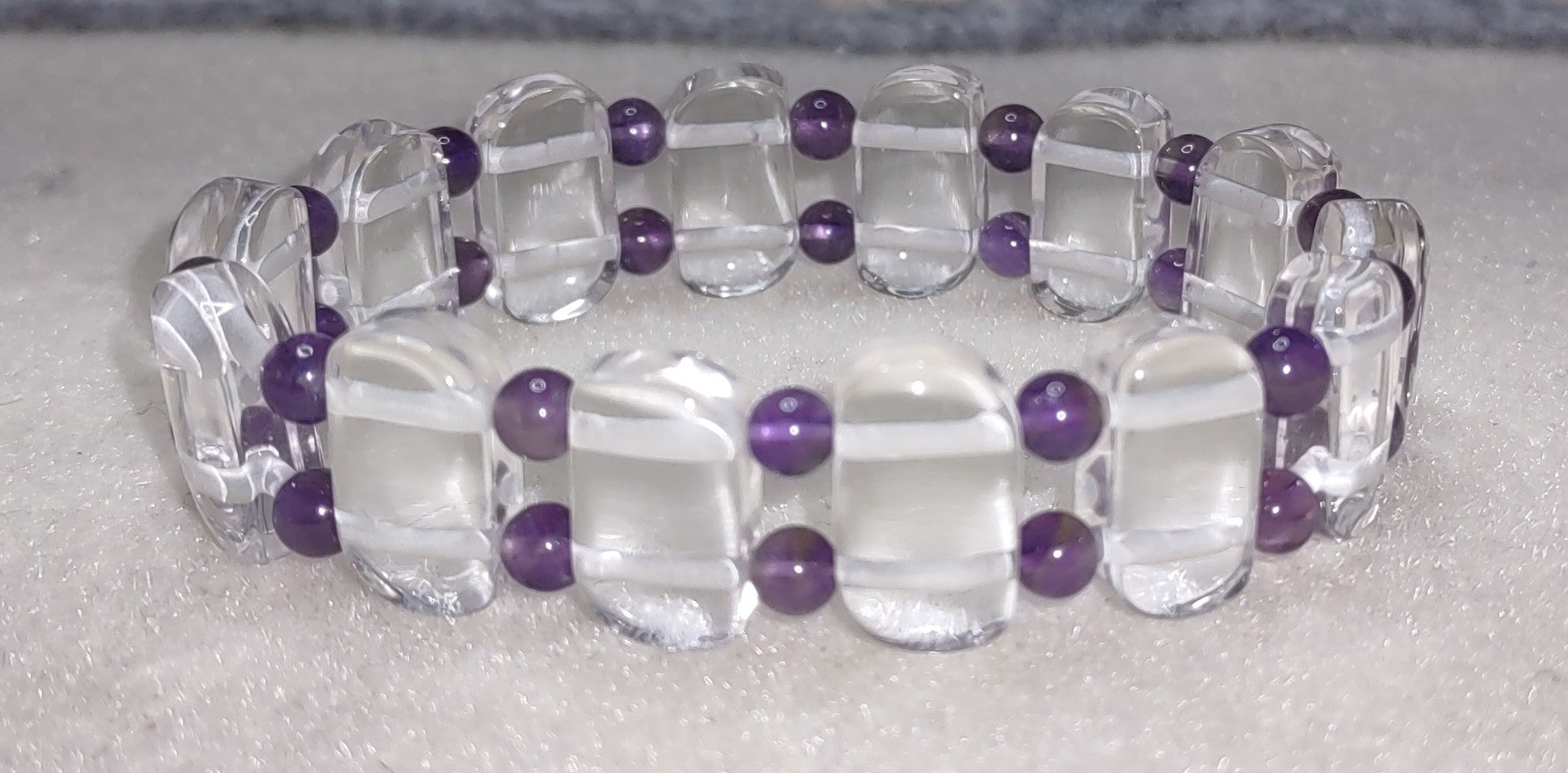 Bracelet: Quartz With Amethyst - 6"