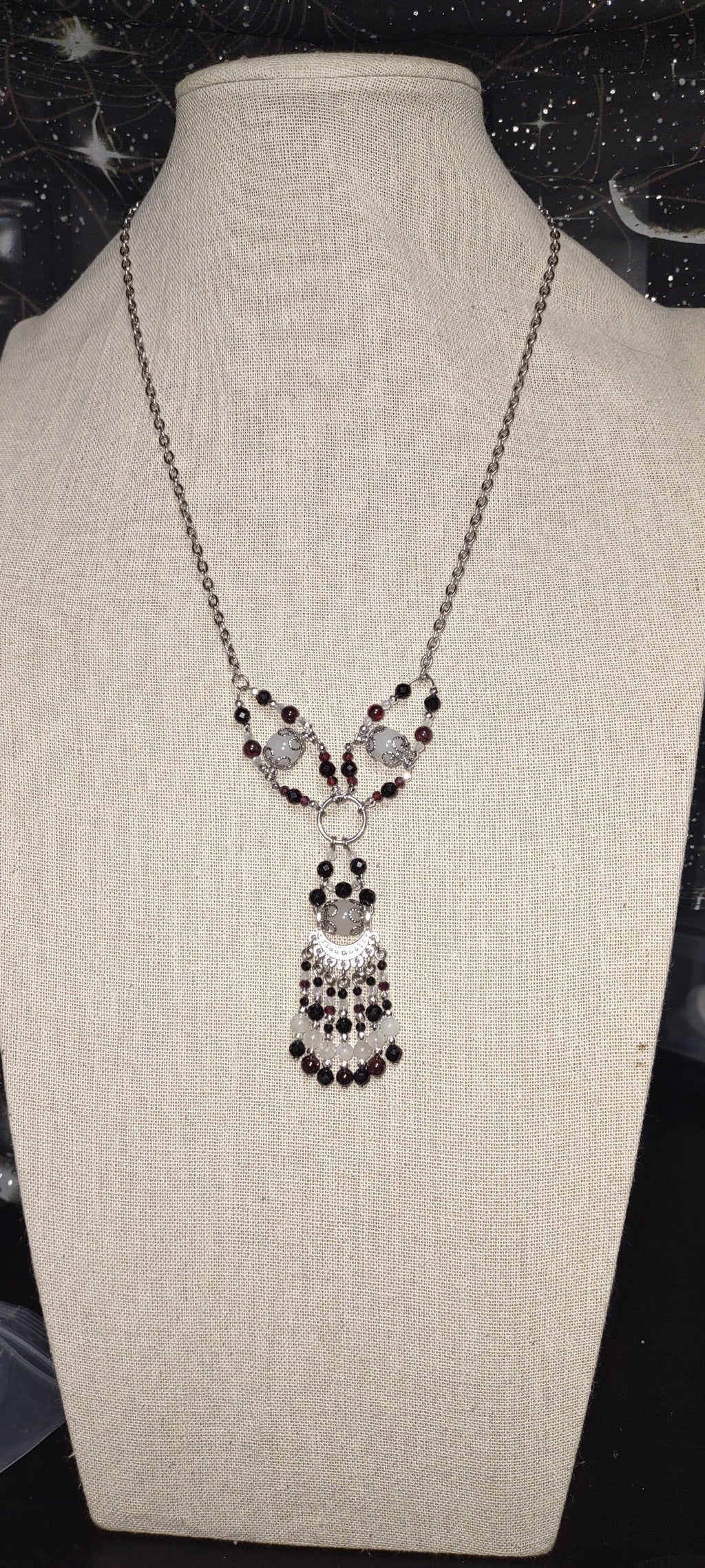Necklace: Moongaze