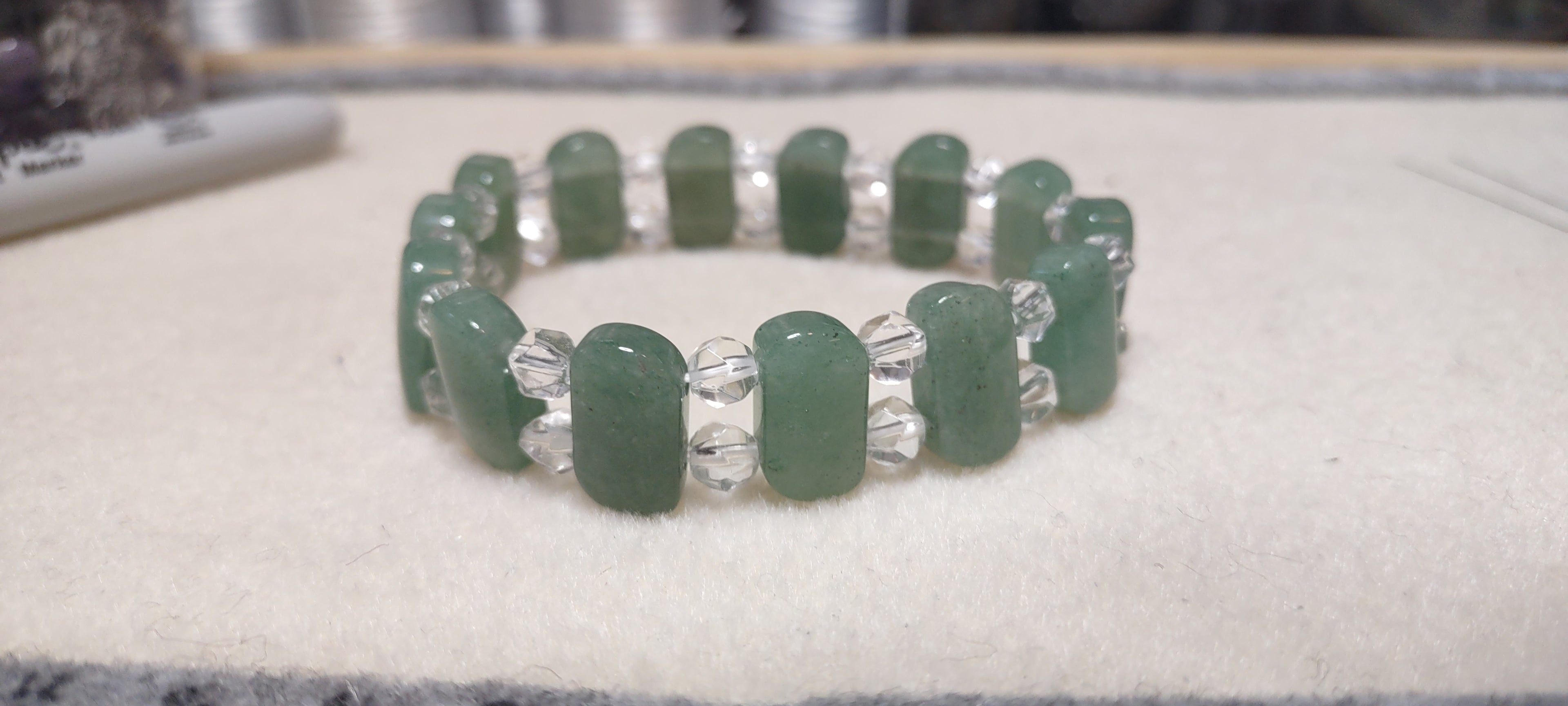 Bracelet: Green Adventurine with Quartz - 7"